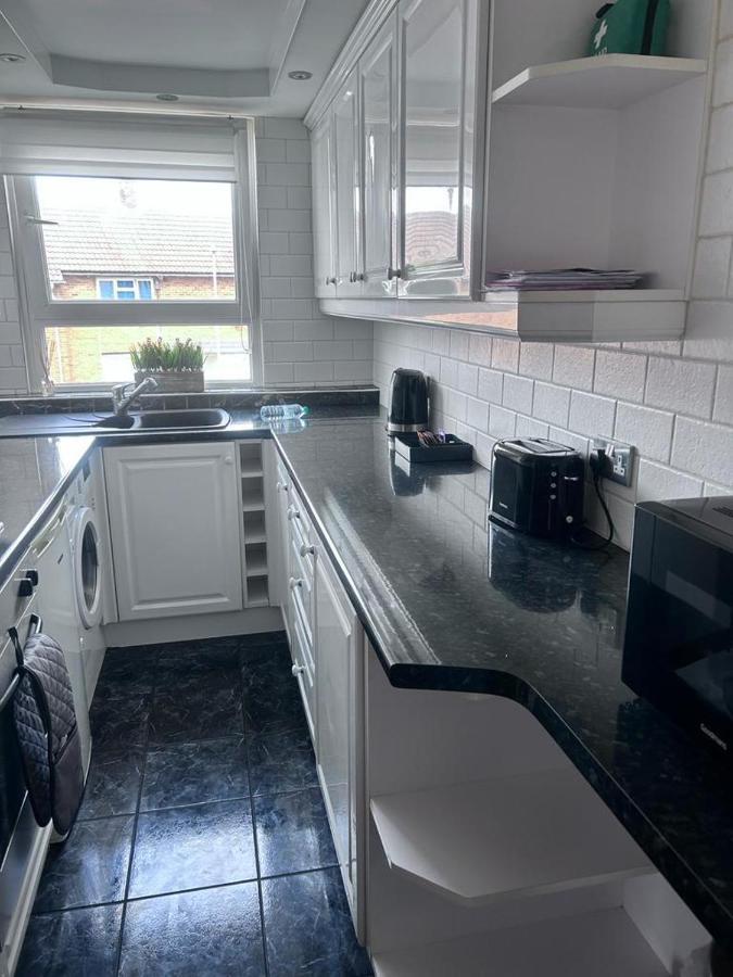 Ferienwohnung Parsonage Leys Harlow Exterior foto