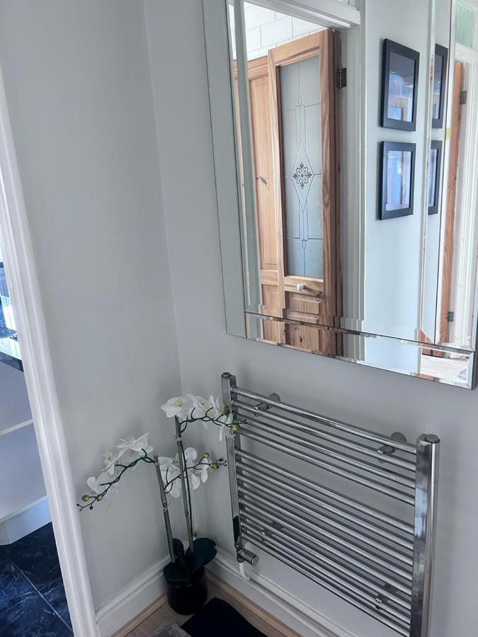 Ferienwohnung Parsonage Leys Harlow Exterior foto